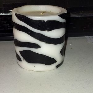 Short Zebra candle